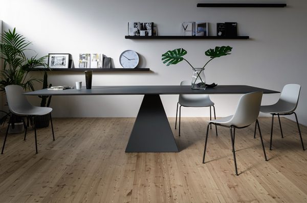 LANDING TABLE
