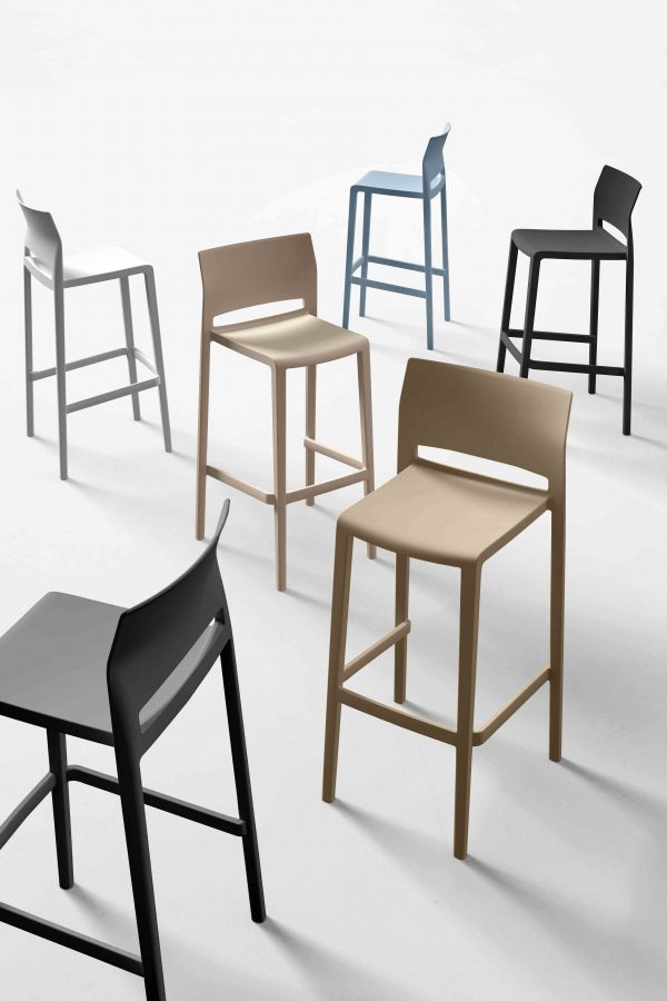 BAKHITA STOOL