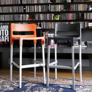 DIVO STOOL